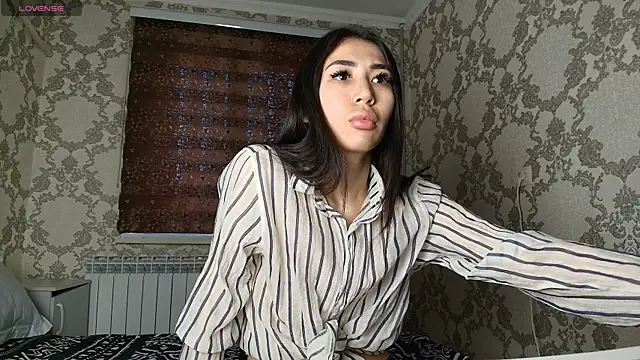 Homura Ayanami online show from April 1, 6:14 am