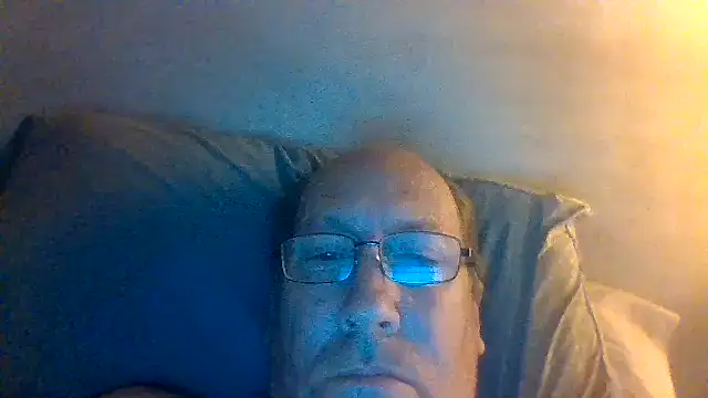 Snapshot of hornyrich69 chatting on March 16, 5:35 am hornyrich69 online show from March 16, 5:35 am