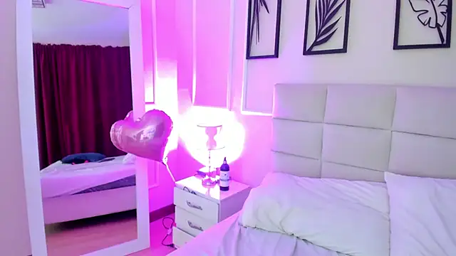 Alisa  walker online show from January 9, 9:47 pm