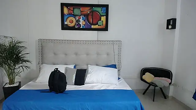 Snapshot of Chiqui_milk_ chatting on February 10, 7:07 pm Chiqui milk online show from February 10, 7:07 pm