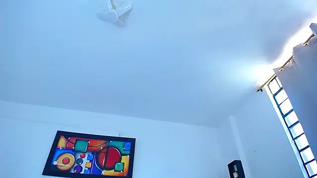 Snapshot of Chiqui_milk_ chatting on February 24, 7:30 pm Chiqui milk online show from February 24, 7:30 pm