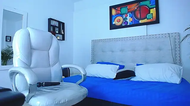 Snapshot of Chiqui_milk_ chatting on February 28, 5:26 am Chiqui milk online show from February 28, 5:26 am