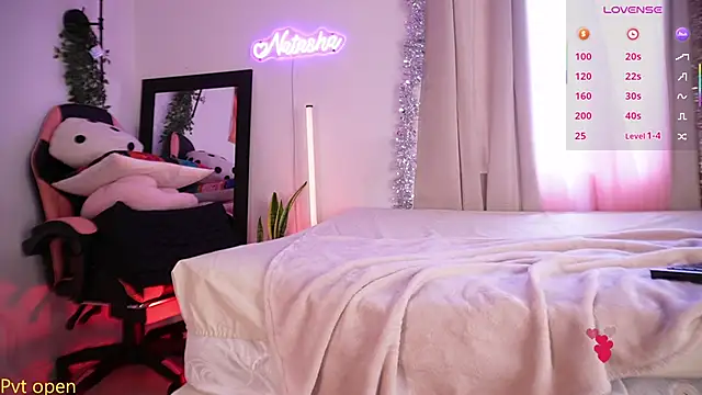 Natasha  Sccott online show from June 11, 5:55 pm