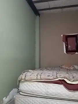 Michellluxo online show from February 26, 1:37 am