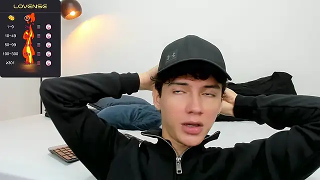 Snapshot of badboy_one_ chatting on January 3, 1:03 pm badboy one  online show from January 3, 1:03 pm