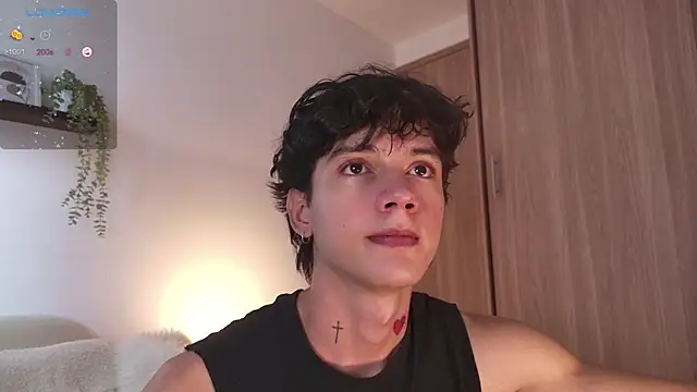 Snapshot of badboy_one_ chatting on September 12, 8:31 pm badboy one  online show from September 12, 8:31 pm