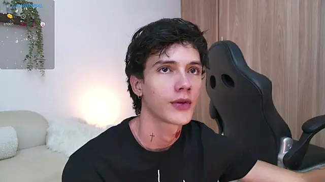 Snapshot of badboy_one_ chatting on September 28, 11:21 pm badboy one  online show from September 28, 11:21 pm