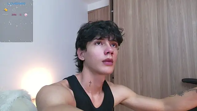 Snapshot of badboy_one_ chatting on October 3, 9:45 pm badboy one  online show from October 3, 9:45 pm