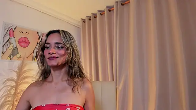 Snapshot of SkiinnyAna chatting on November 5, 7:36 pm SkiinnyAna online show from November 5, 7:36 pm