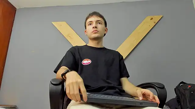 bower and colucci online show from December 29, 2:42 pm