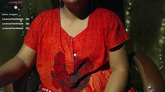 Snapshot of Prita07 chatting on May 28, 6:27 pm Prita07 online show from May 28, 6:27 pm
