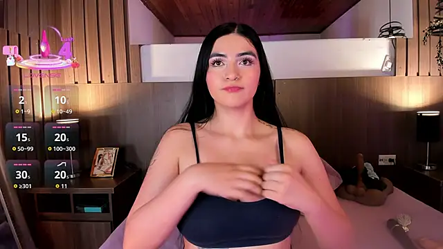 Snapshot of miel_gomez chatting on June 4, 10:38 pm miel gomez online show from June 4, 10:38 pm
