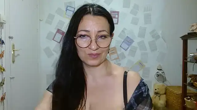 Snapshot of KeisyNeonX chatting on July 28, 8:52 pm KeisyNeonX online show from July 28, 8:52 pm