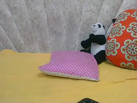 Sexy Villagegal online show from February 16, 9:44 pm