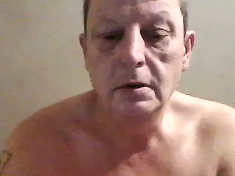 chubbybear2cum online show from January 13, 1:34 am