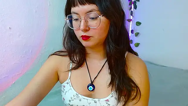 Mily baker online show from February 12, 5:05 pm