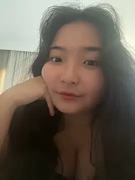 Snapshot of cutie_mio chatting on December 22, 12:38 pm cutie mio online show from December 22, 12:38 pm