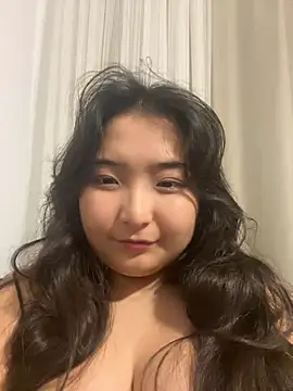 Snapshot of cutie_mio chatting on February 14, 6:51 pm cutie mio online show from February 14, 6:51 pm