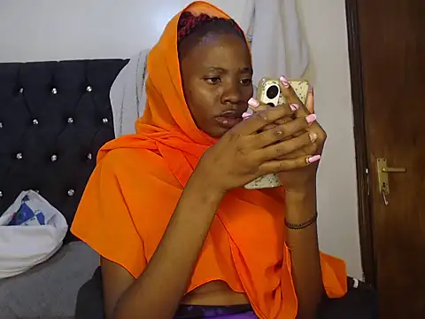 Snapshot of Sexyprecious01 chatting on October 10, 1:21 pm Sexyprecious01 online show from October 10, 1:21 pm