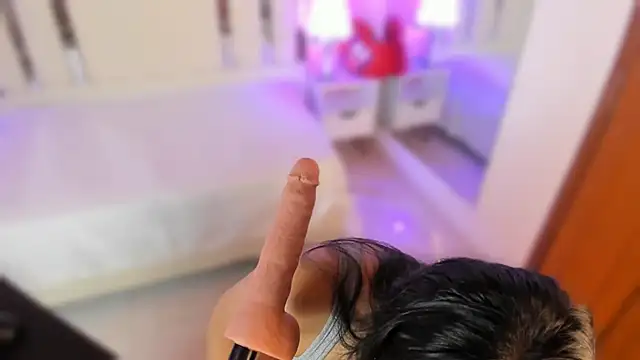 Miliaangeles online show from October 4, 12:25 pm