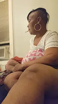 AllLeggs online show from June 19, 5:12 am