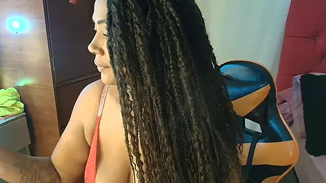 CandyBlackFunXXX online show from February 6, 11:35 am