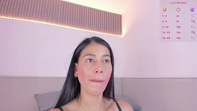 Snapshot of jasminehill_ chatting on October 30, 7:25 pm jasminehill  online show from October 30, 7:25 pm