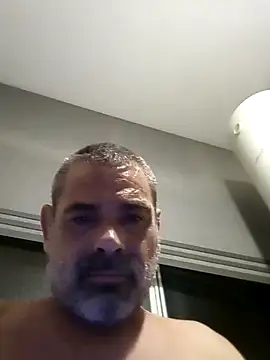 Snapshot of Gimly80 chatting on September 17, 10:33 pm Gimly80 online show from September 17, 10:33 pm