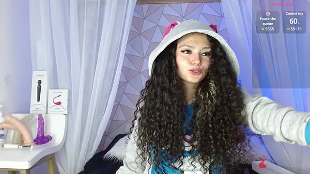 mapelove online show from February 7, 9:48 pm