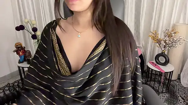 Unique-Beauty online show from March 4, 5:24 pm