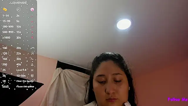 cherrycurvyyy online show from December 17, 7:09 pm