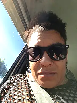 Selket11 online show from January 1, 1:48 pm