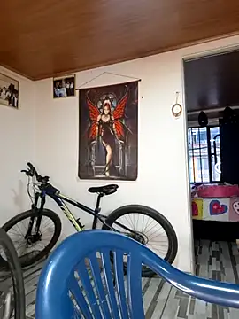 Selket11 online show from February 5, 10:55 pm