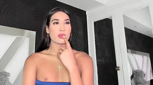 ambermartin  online show from January 22, 10:26 pm