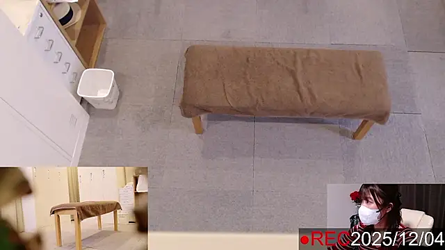 Snapshot of ManaMi-maru chatting on December 4, 1:20 pm ManaMi-maru online show from December 4, 1:20 pm