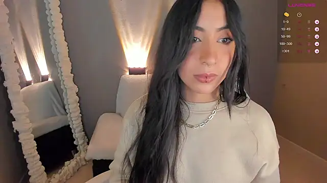 amber curly online show from December 11, 4:42 pm