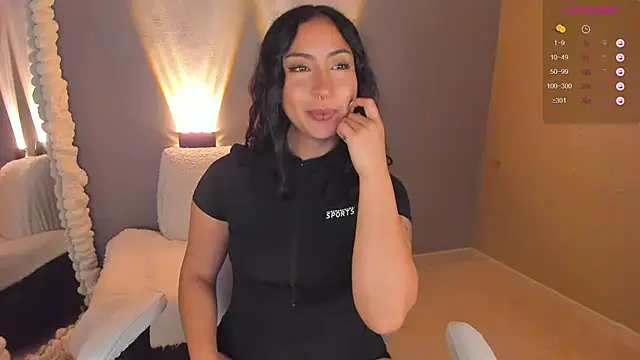 amber curly online show from February 4, 3:47 pm