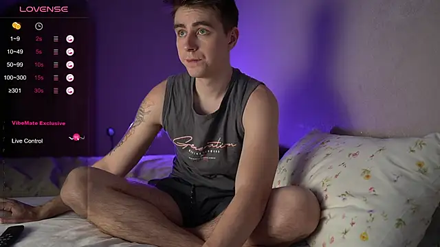 TaisonBrownX online show from December 4, 7:22 pm