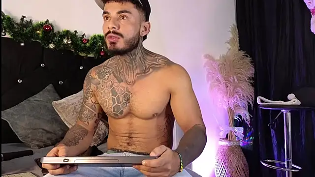 john cartter1 online show from November 17, 11:16 am