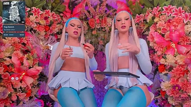 Snapshot of AlisonSharon chatting on February 8, 3:43 am AlisonSharon online show from February 8, 3:43 am