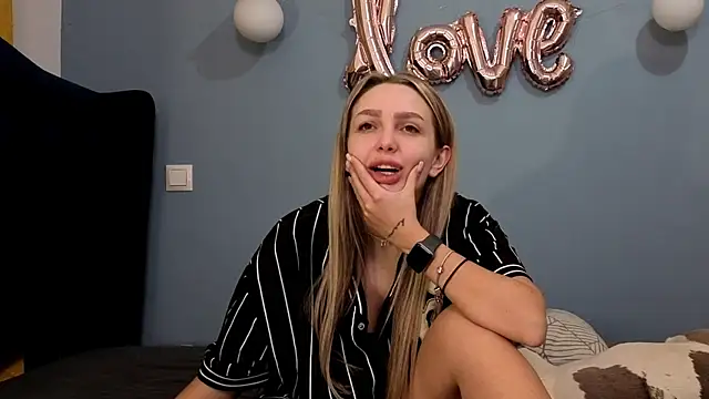 AnnaMaee online show from March 3, 12:48 am