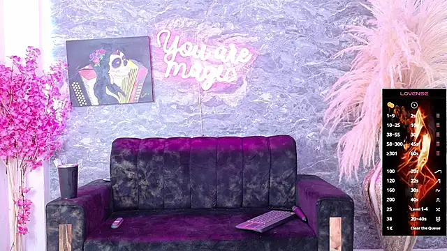 siamarlin online show from April 27, 7:34 pm