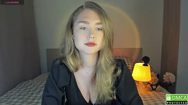 TheVanessaMaes online show from March 5, 11:27 pm