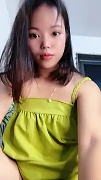 Haralushiaaax online show from August 7, 1:02 pm