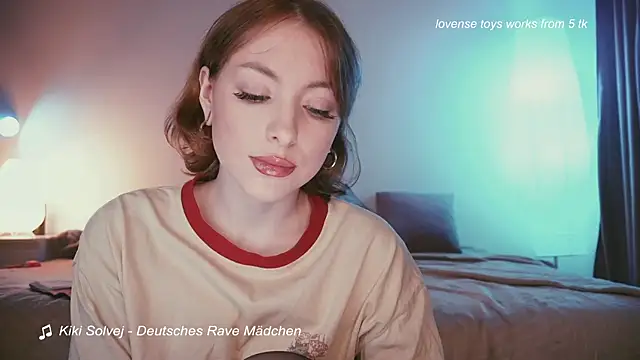 kris69kiss online show from November 12, 4:40 pm