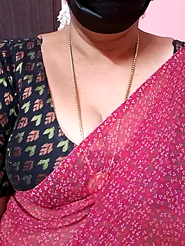 Snapshot of ananya956 chatting on September 22, 12:07 pm ananya956 online show from September 22, 12:07 pm