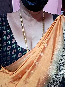 Snapshot of ananya956 chatting on September 26, 9:24 am ananya956 online show from September 26, 9:24 am