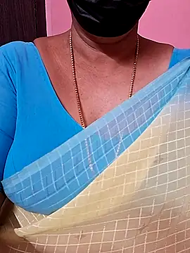 Snapshot of ananya956 chatting on September 28, 4:01 pm ananya956 online show from September 28, 4:01 pm