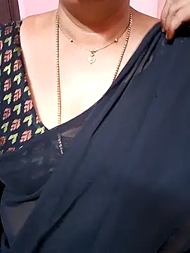 Snapshot of ananya956 chatting on October 23, 12:10 am ananya956 online show from October 23, 12:10 am