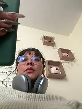 Ramona Flower online show from December 17, 6:31 pm